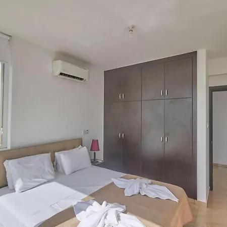 Pearl 17 Villa Protaras