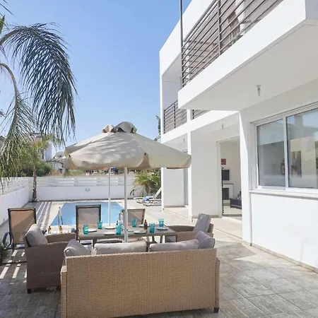 Pearl 17 Villa Protaras
